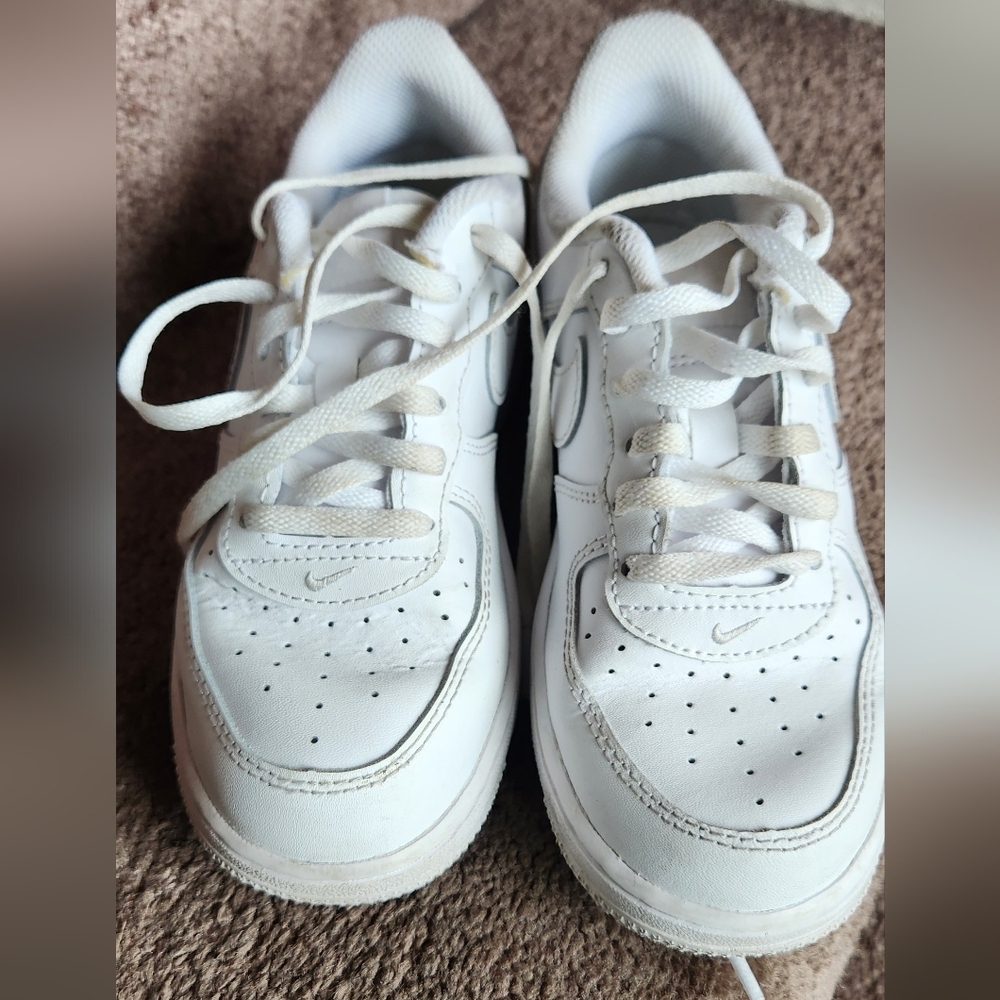 Nike Kids All-White "AF1" (Air Force 1) Sneakers, 1Y